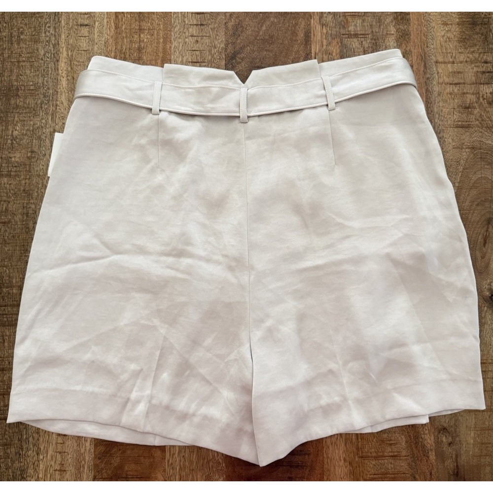 Anne Klein Womens 14 Light Parchment Tie Waist High Rise Shorts NWT $79 - Picture 5 of 13